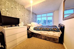 Bedroom - click for photo gallery